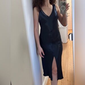 ARITZIA BABATON Navy Navy Dress In XS